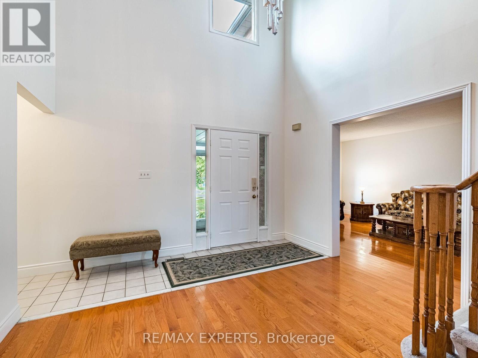 31 Mccabe Crescent, Caledon, Ontario  L7E 5X1 - Photo 10 - W12701440