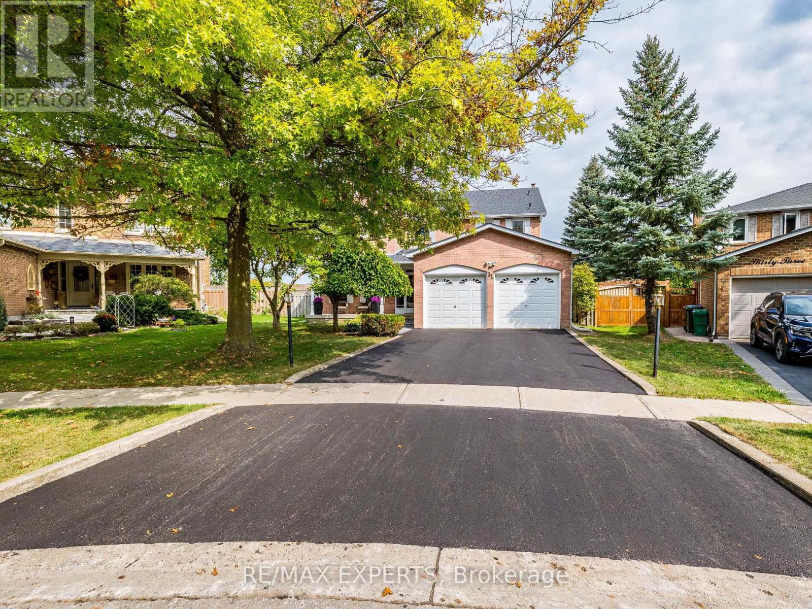 31 Mccabe Crescent, Caledon, Ontario  L7E 5X1 - Photo 3 - W12701440