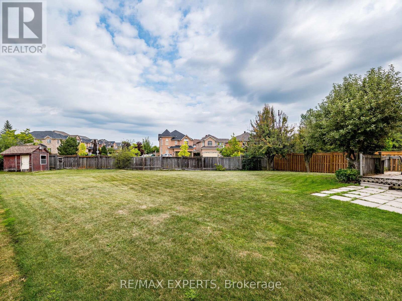 31 Mccabe Crescent, Caledon, Ontario  L7E 5X1 - Photo 38 - W12701440