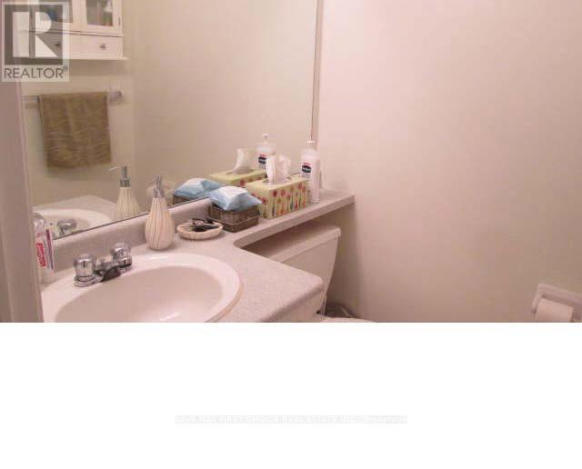 5117 Dryden Avenue N, Burlington, Ontario  L7L 6L3 - Photo 6 - W12701454