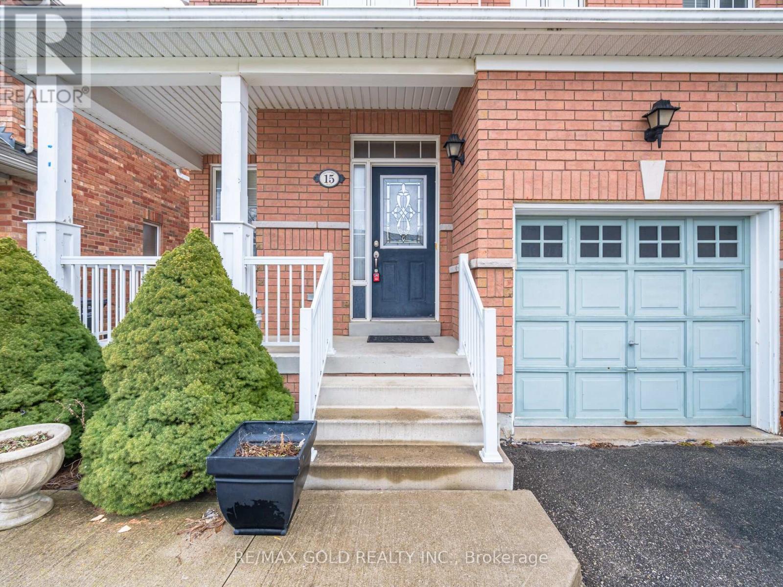 15 Prudhomme Drive, Brampton, Ontario  L6R 0H2 - Photo 3 - W12701462