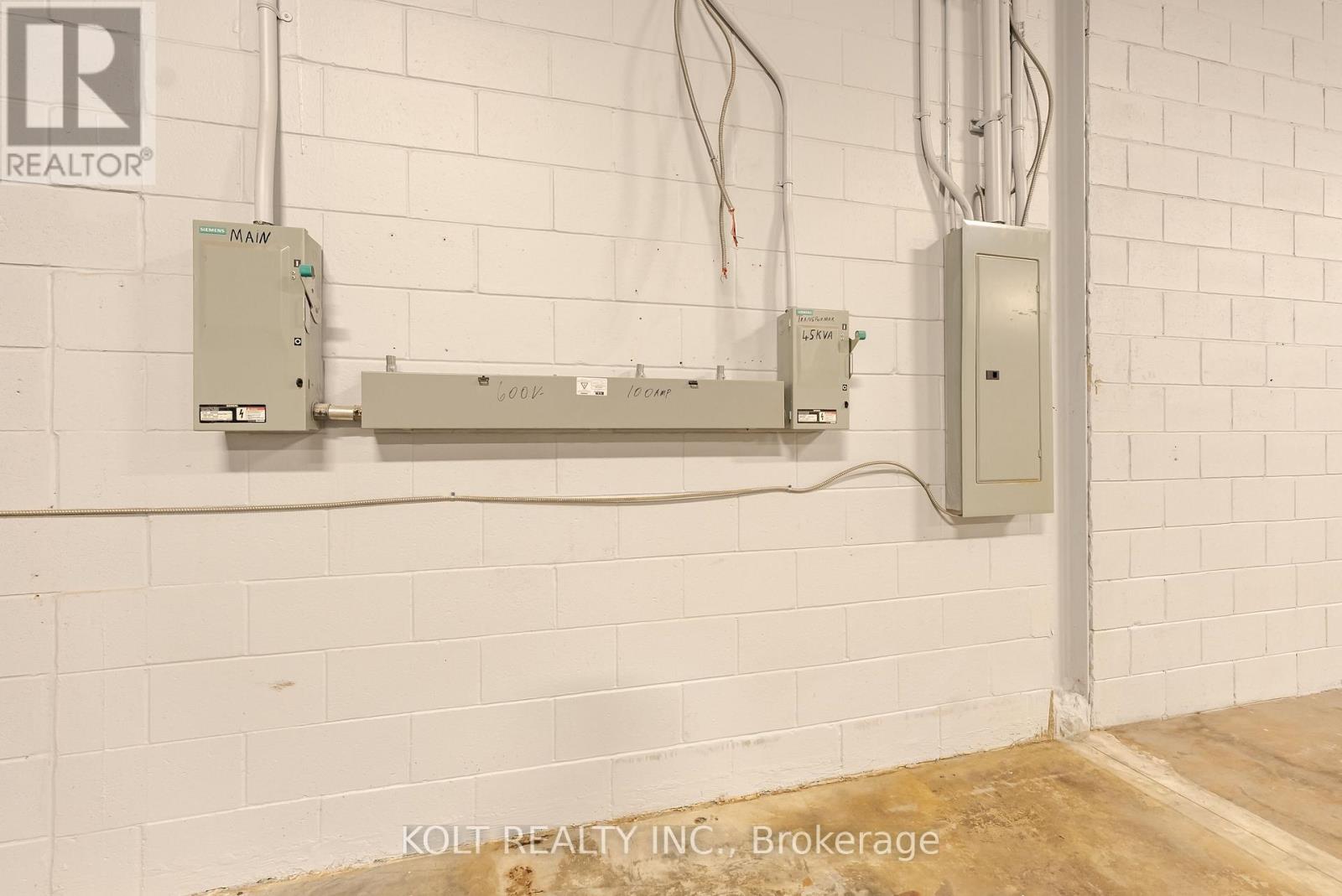 5-6 - 67 Westmore Drive, Toronto, Ontario  M9V 3Y6 - Photo 24 - W12701472