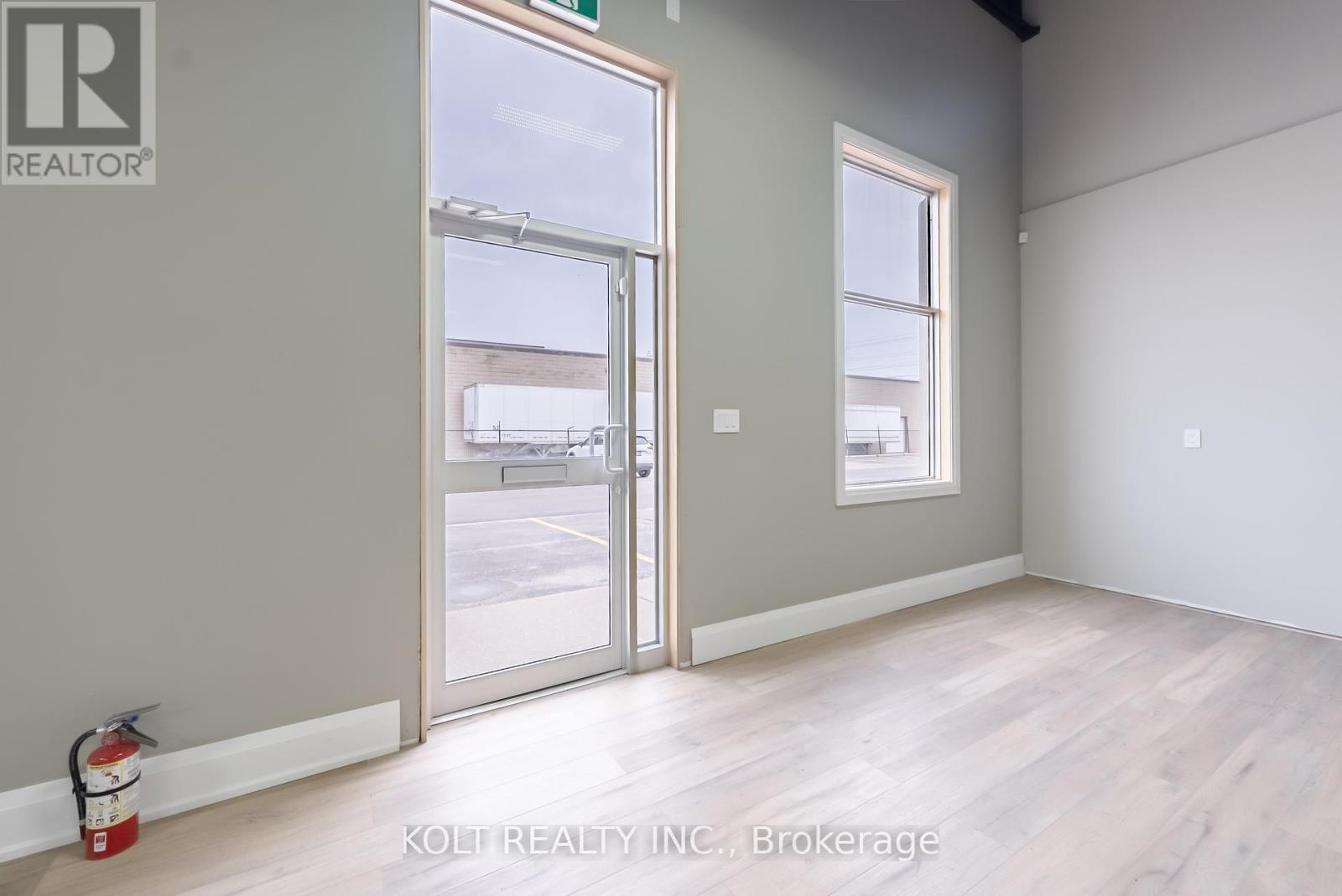 5-6 - 67 Westmore Drive, Toronto, Ontario  M9V 3Y6 - Photo 3 - W12701472