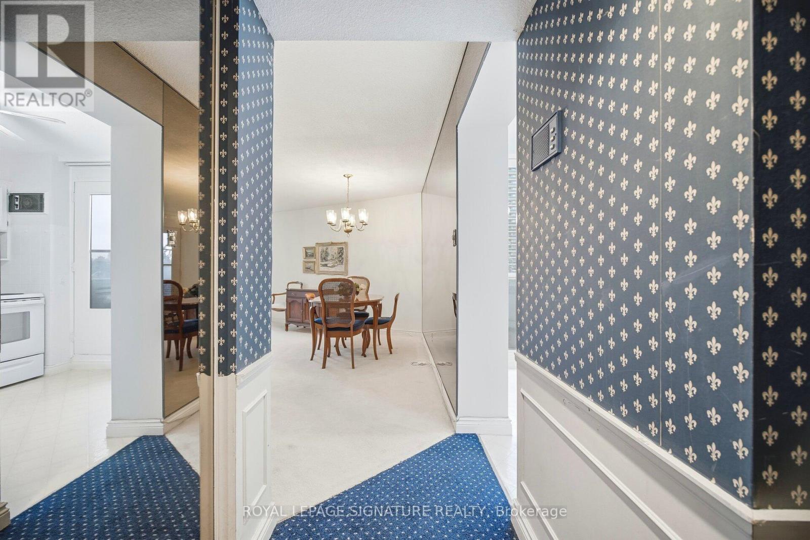 A21 - 296 Mill Road, Toronto, Ontario  M9C 4X8 - Photo 6 - W12701474