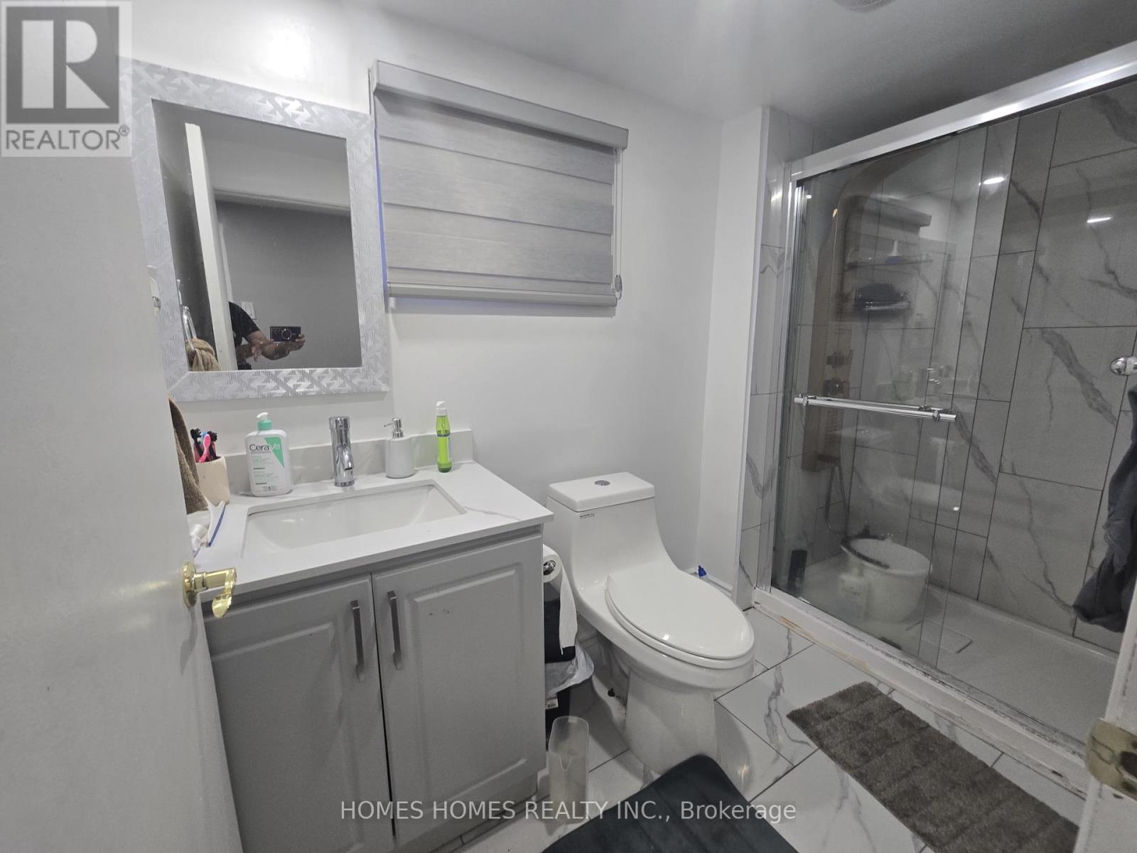 65 Elnathan Crescent, Toronto, Ontario  M9L 2G2 - Photo 41 - W12701480