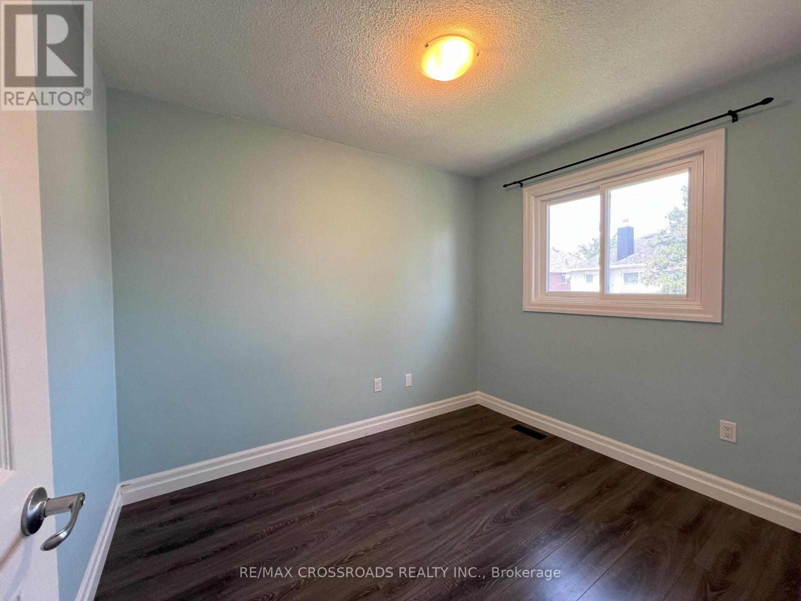 51 Hood Crescent, Brampton, Ontario  L6Y 4S7 - Photo 18 - W12701500