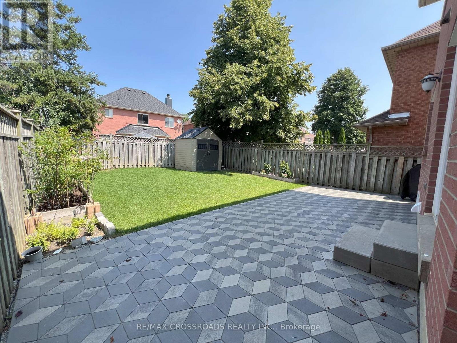 51 Hood Crescent, Brampton, Ontario  L6Y 4S7 - Photo 27 - W12701500