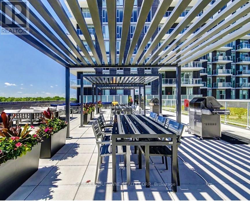 B0418 - 133 Bronte Road, Oakville, Ontario  L6L 3C1 - Photo 13 - W12701516