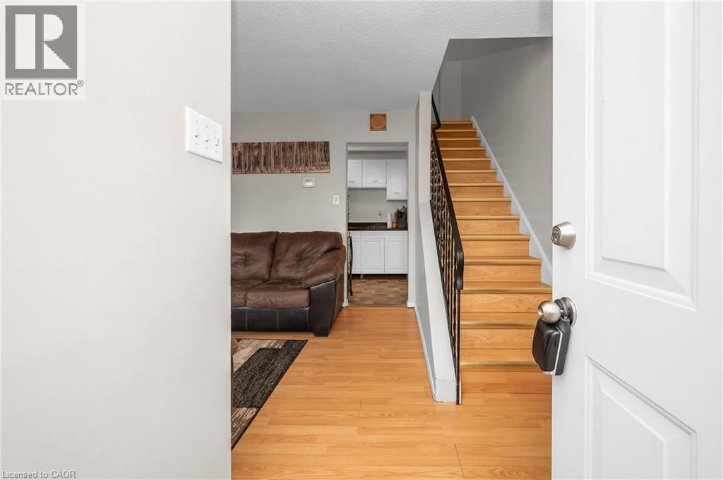 165 Limeridge Road W Unit# 2, Hamilton, Ontario  L9C 2V4 - Photo 7 - 40797837