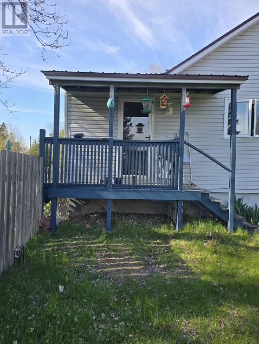 5 Forest St, Iron Bridge, Ontario  P0R 1H0 - Photo 30 - SM260113