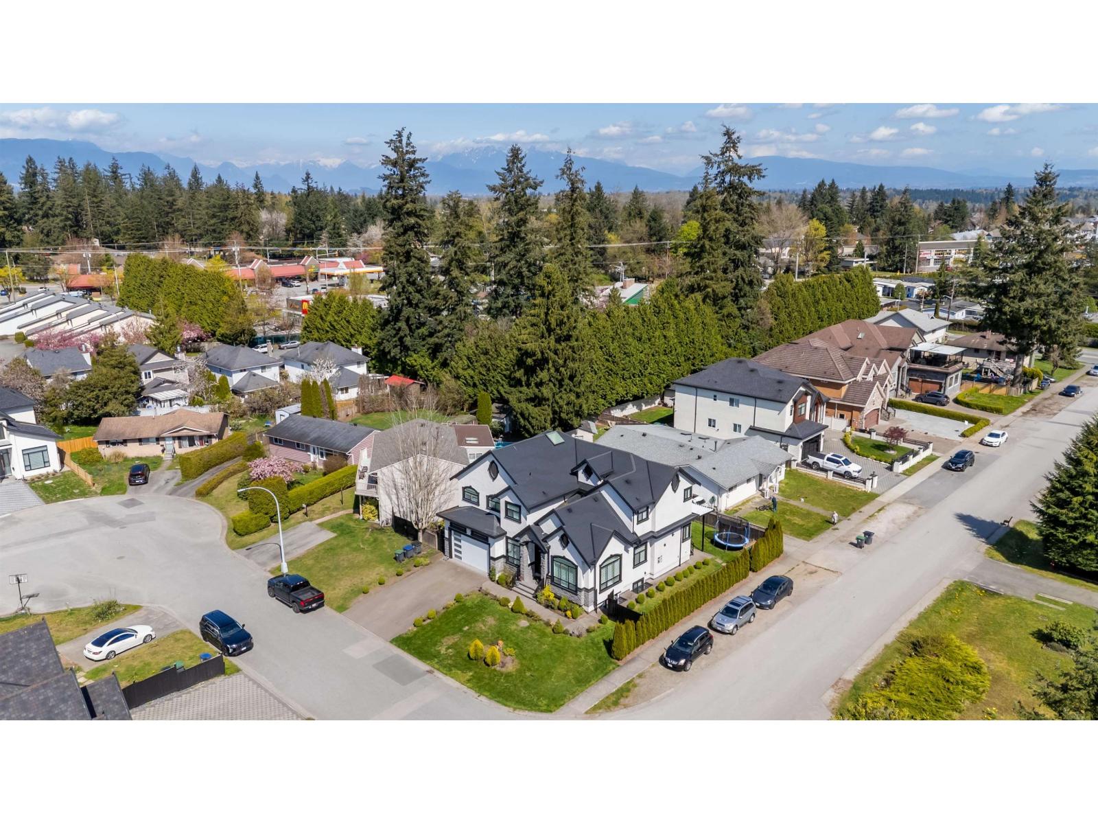 8670 Tunis Place, Surrey, British Columbia  V3S 4Y6 - Photo 6 - R3079688