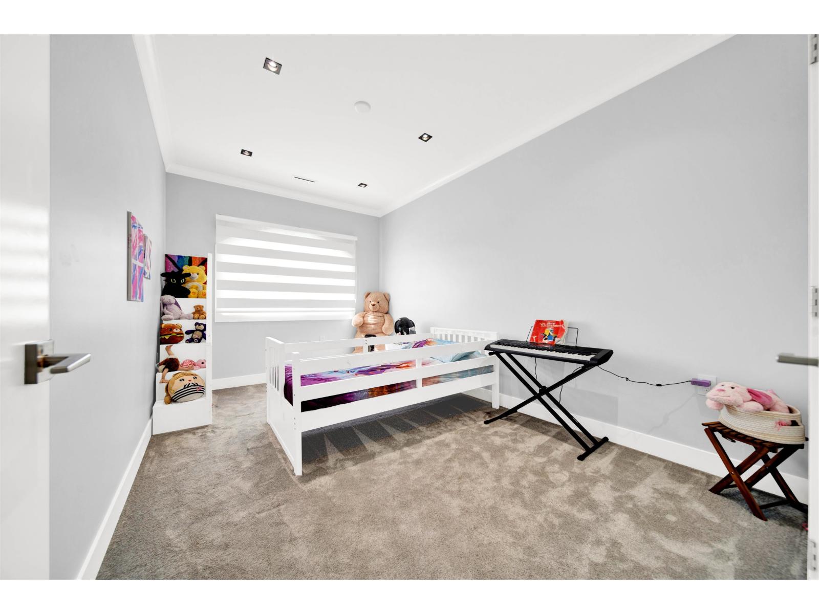 8670 Tunis Place, Surrey, British Columbia  V3S 4Y6 - Photo 29 - R3079688