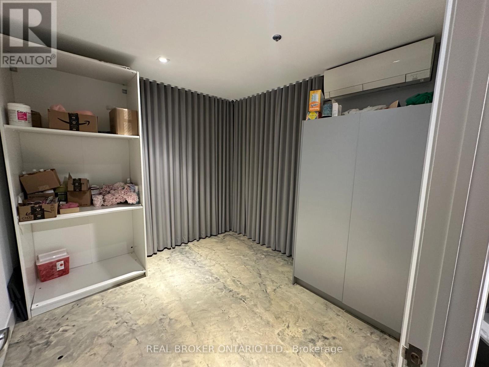 101 - 1 - 2847 Lake Shore Boulevard W, Toronto, Ontario  M8V 1H8 - Photo 5 - W12682580