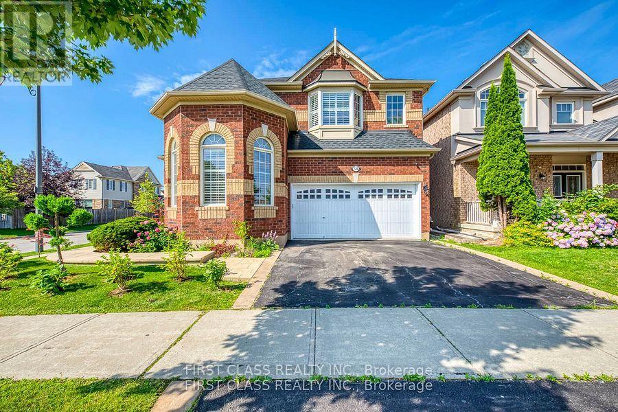 720 Savoline Boulevard, Milton, Ontario  L9T 0X4 - Photo 3 - W12698634