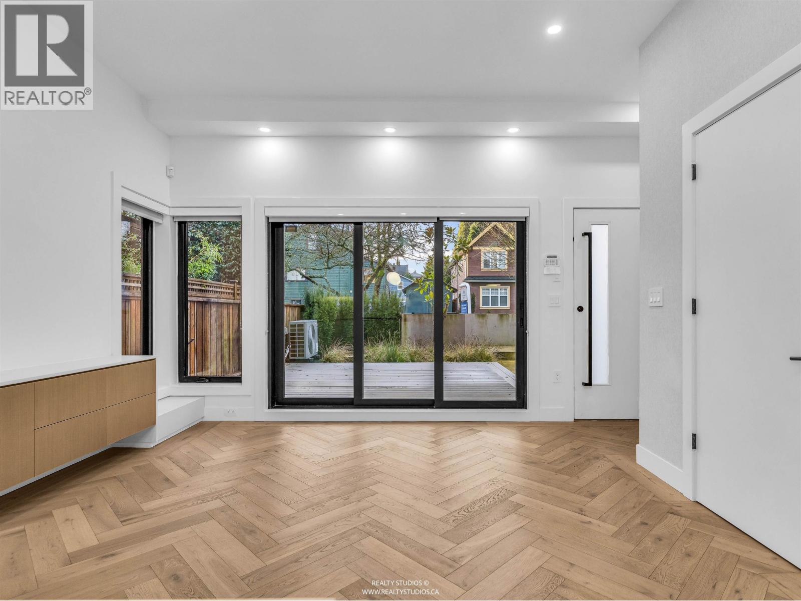 1 3118 Windsor Street, Vancouver, British Columbia  V5T 4B1 - Photo 6 - R3080070