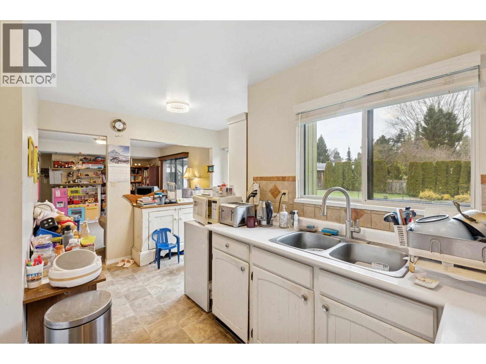 5045 10a Avenue, Delta, British Columbia  V4M 1X9 - Photo 10 - R3080077