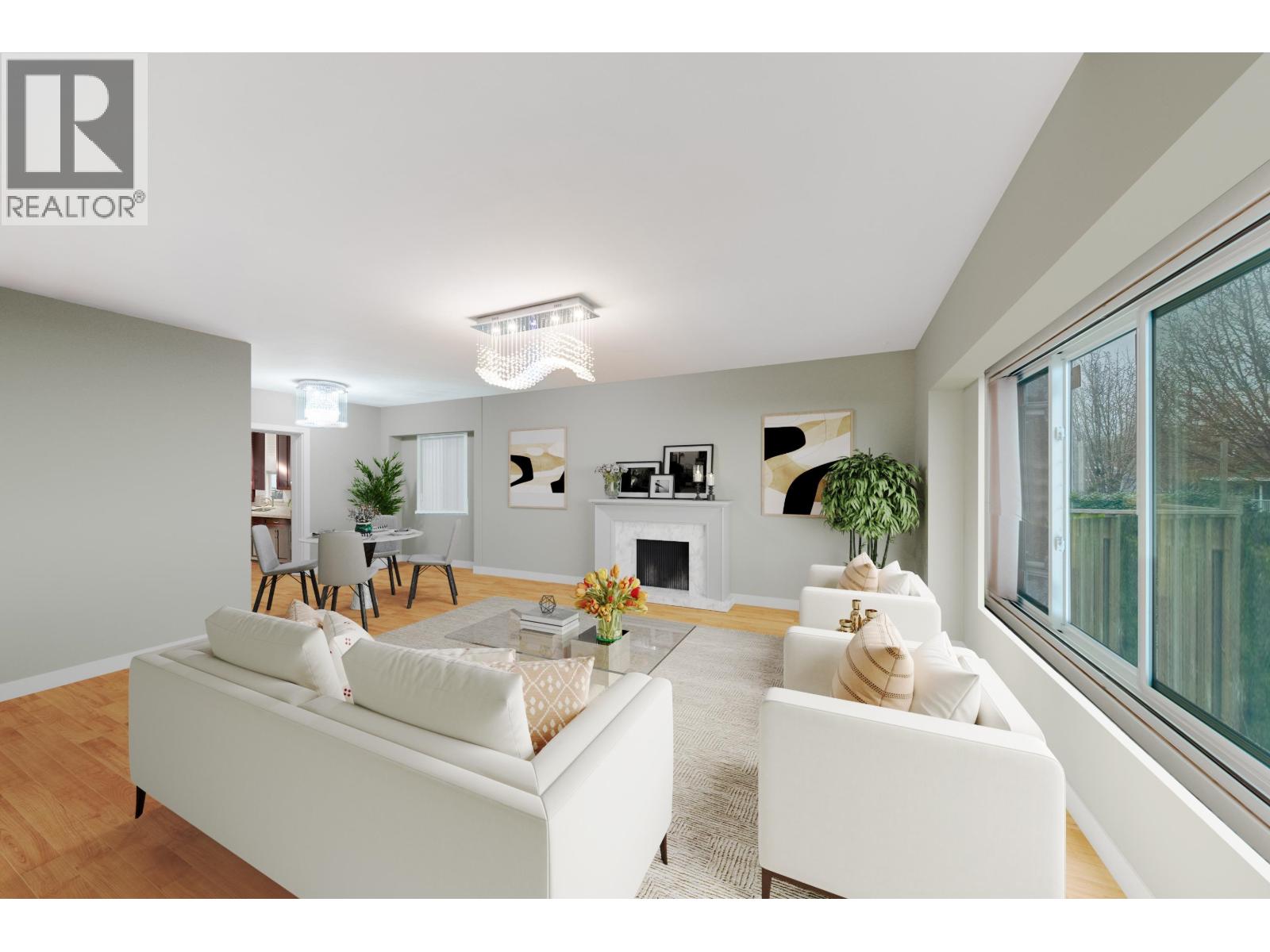 3342 ADANAC STREET, Vancouver, British Columbia