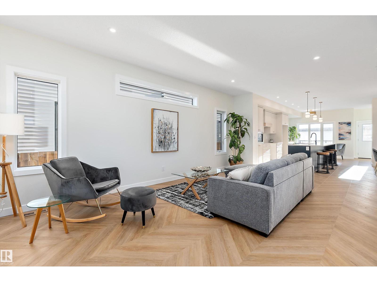 7509 Rowland Rd Nw, Edmonton, Alberta  T6A 3W4 - Photo 8 - E4470159