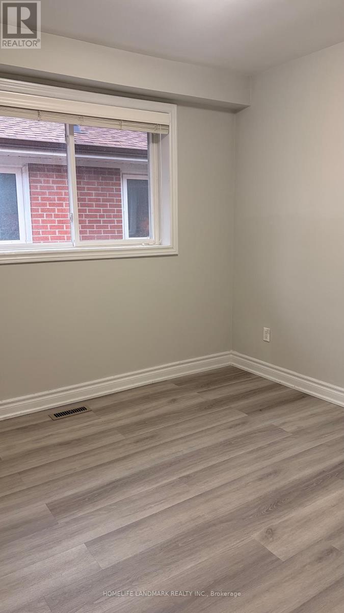 Upper Level - 91 Mintwood Drive, Toronto, Ontario  M2M 3A6 - Photo 10 - C12701530