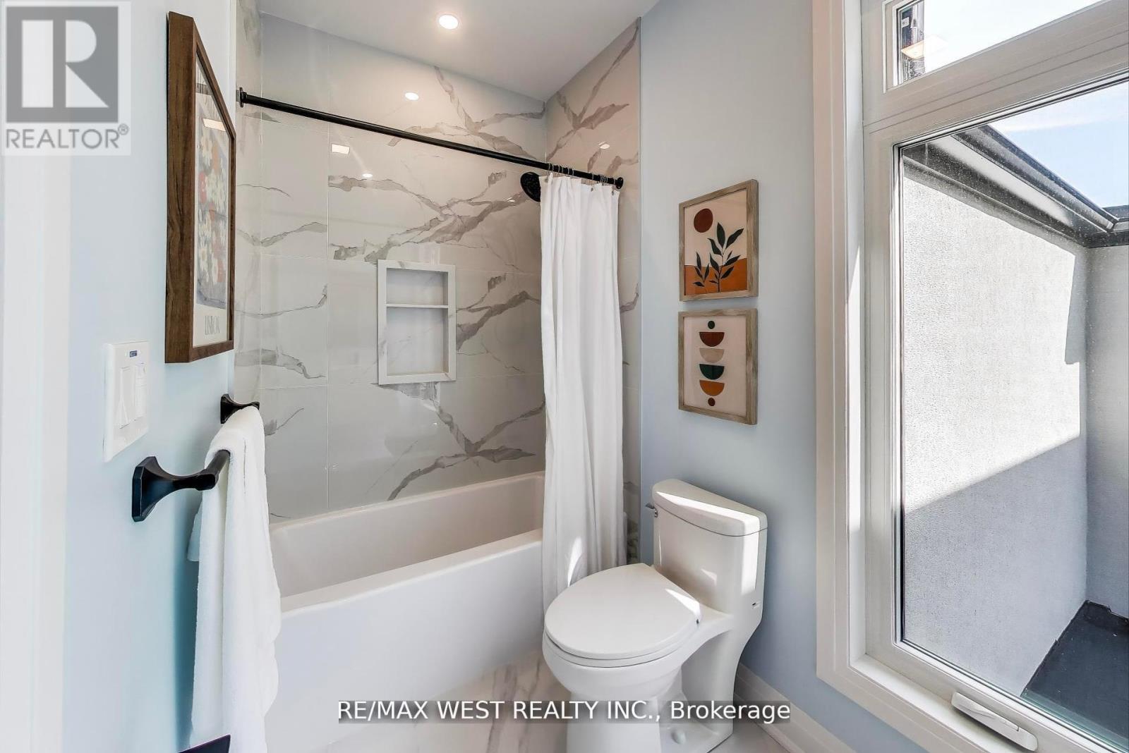 21 Rolyat Street, Toronto, Ontario  M6J 1S5 - Photo 21 - C12701538