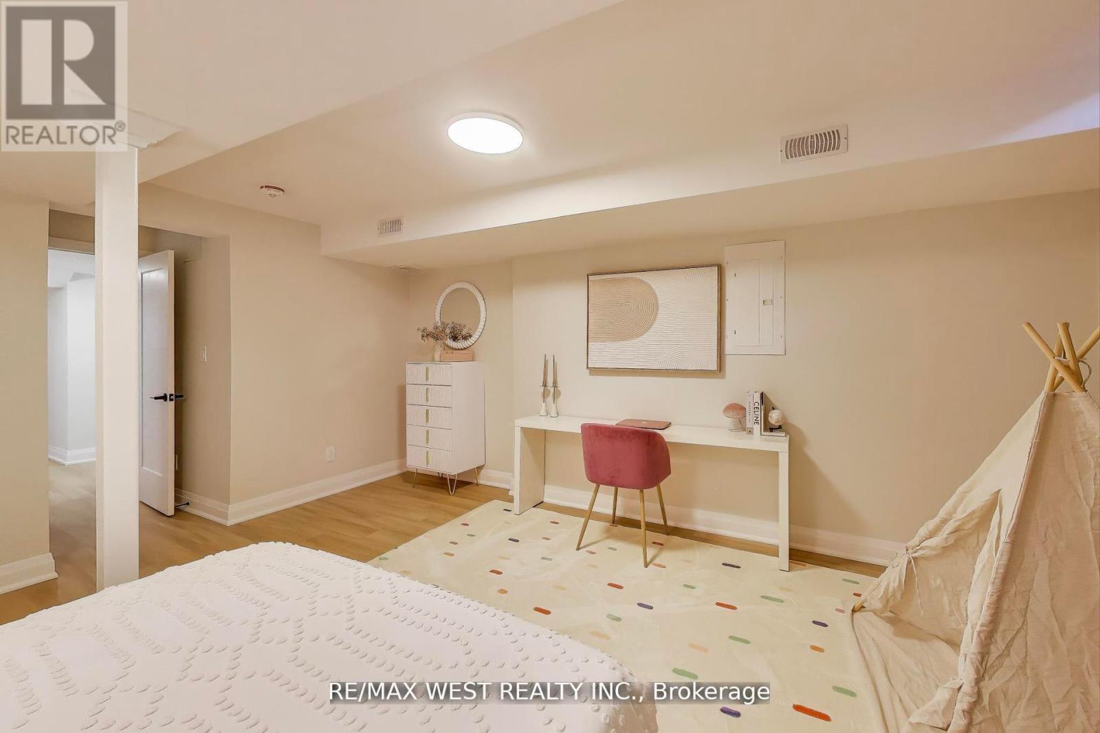 21 Rolyat Street, Toronto, Ontario  M6J 1S5 - Photo 36 - C12701538