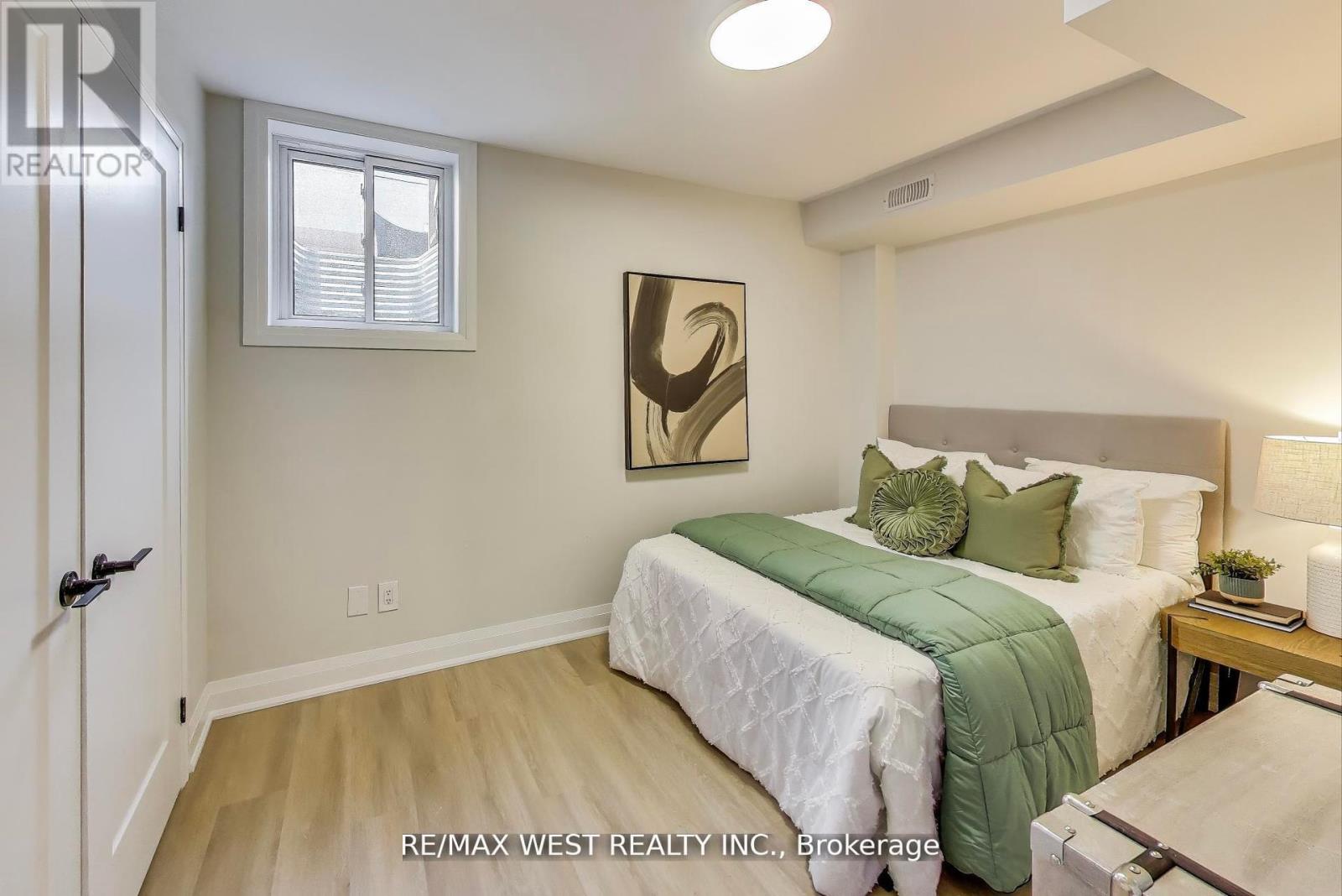 21 Rolyat Street, Toronto, Ontario  M6J 1S5 - Photo 37 - C12701538