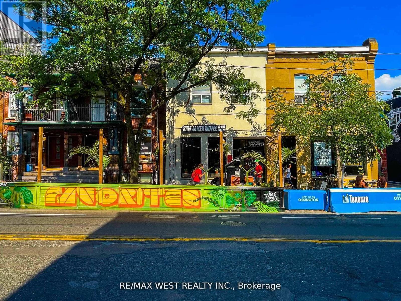 21 Rolyat Street, Toronto, Ontario  M6J 1S5 - Photo 49 - C12701538