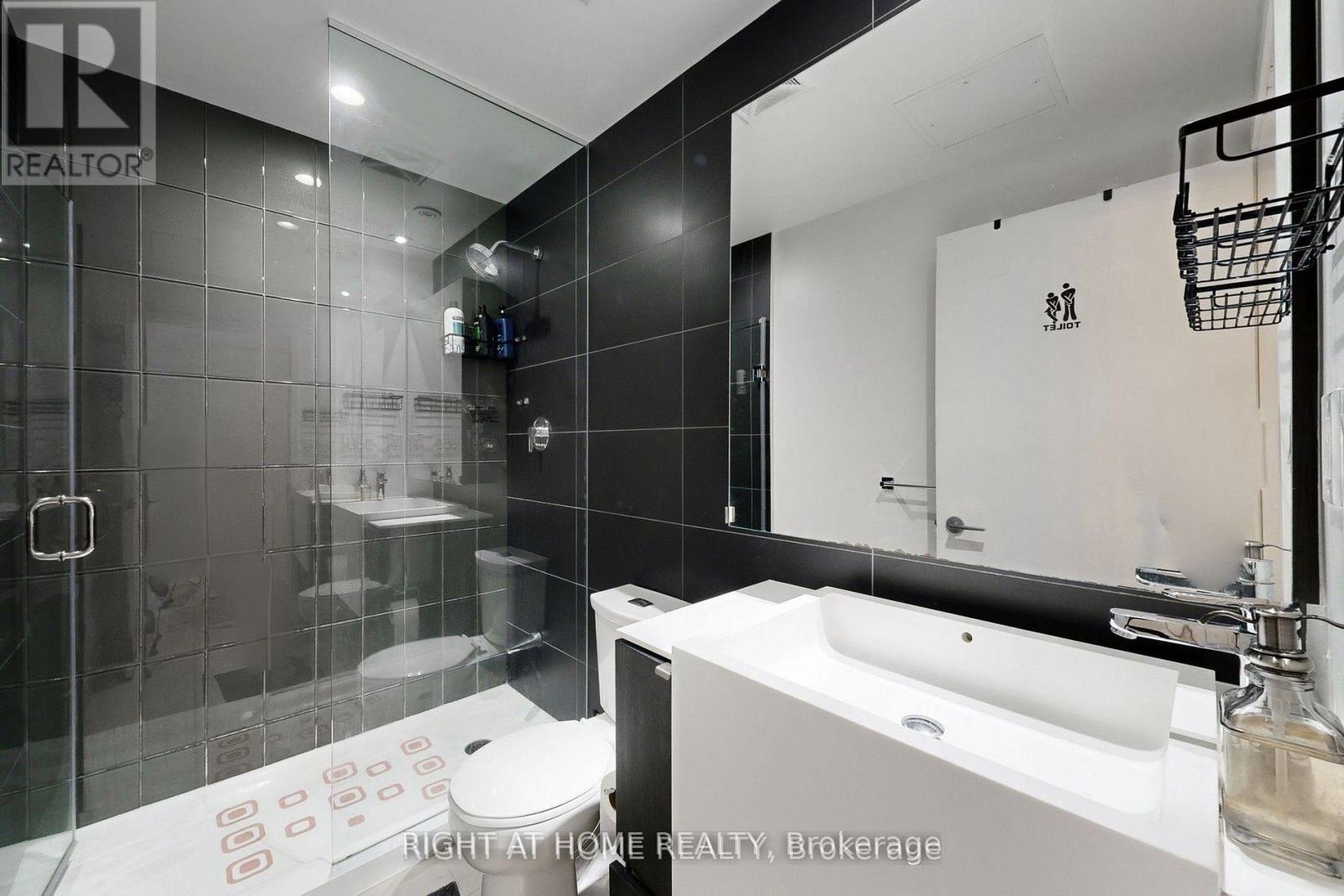 4309 - 21 Iceboat Terrace, Toronto, Ontario  M5V 4A9 - Photo 21 - C12701540