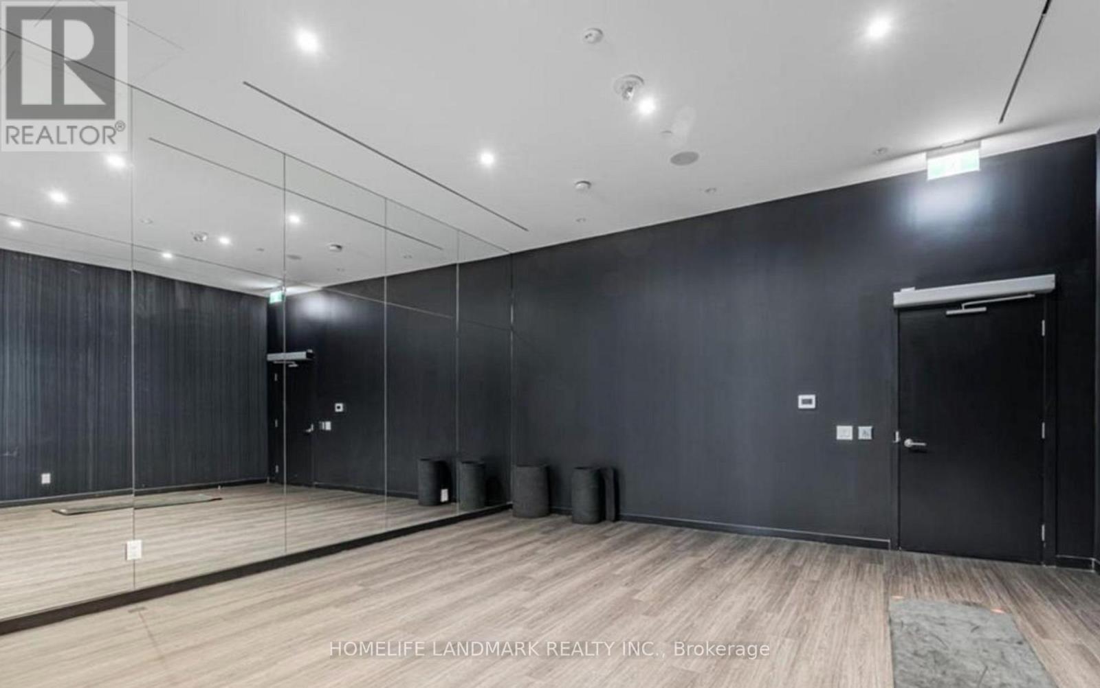 1612 - 20 Edward Street, Toronto, Ontario  M5G 0C5 - Photo 11 - C12701544