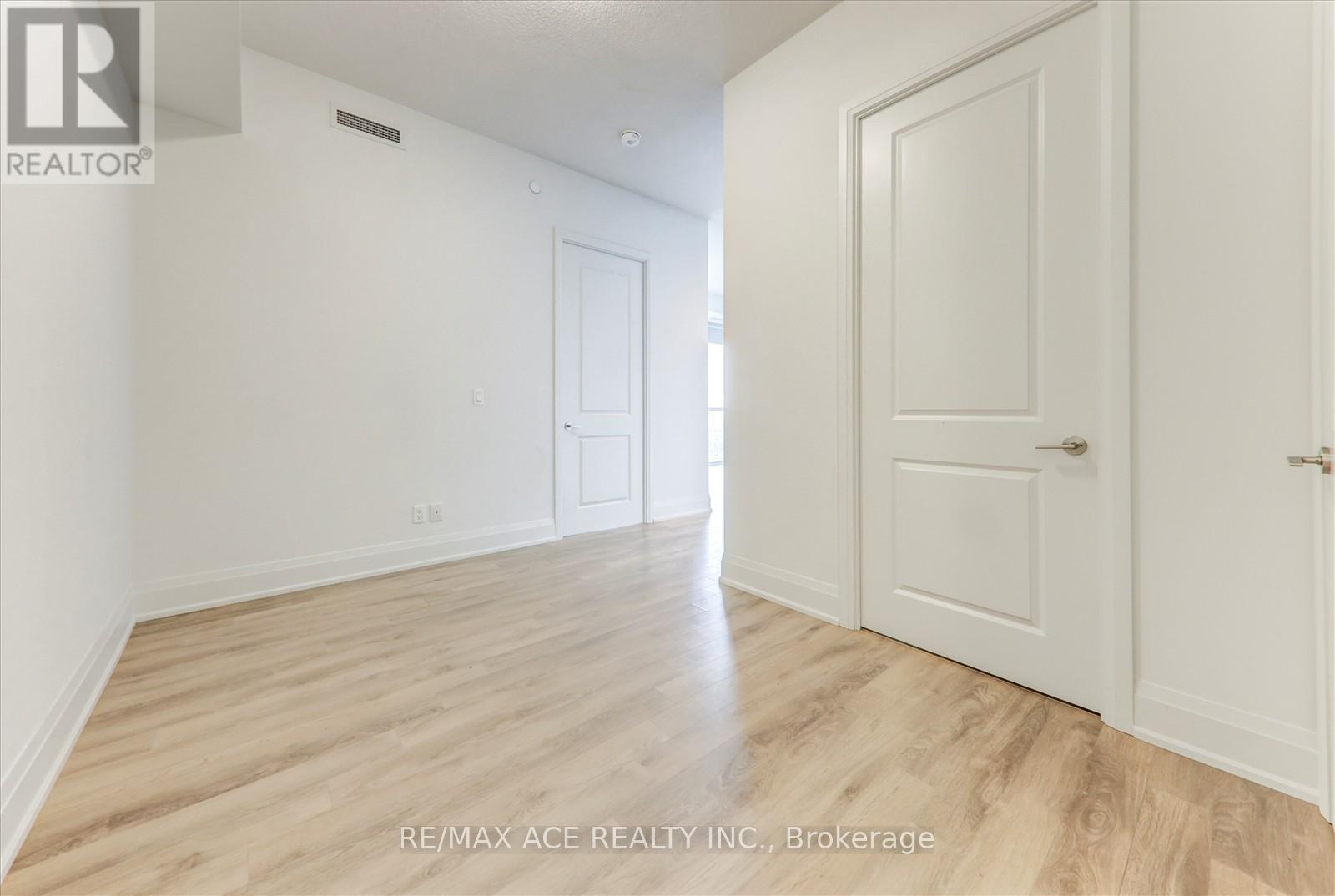 2606 - 20 Meadowglen Place, Toronto, Ontario  M1G 0A9 - Photo 10 - E12701520