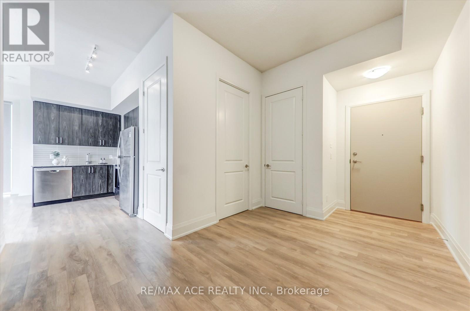 2606 - 20 Meadowglen Place, Toronto, Ontario  M1G 0A9 - Photo 13 - E12701520