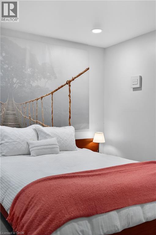 486 East 38th Street, Hamilton, Ontario  L8V 4G8 - Photo 29 - 40798916