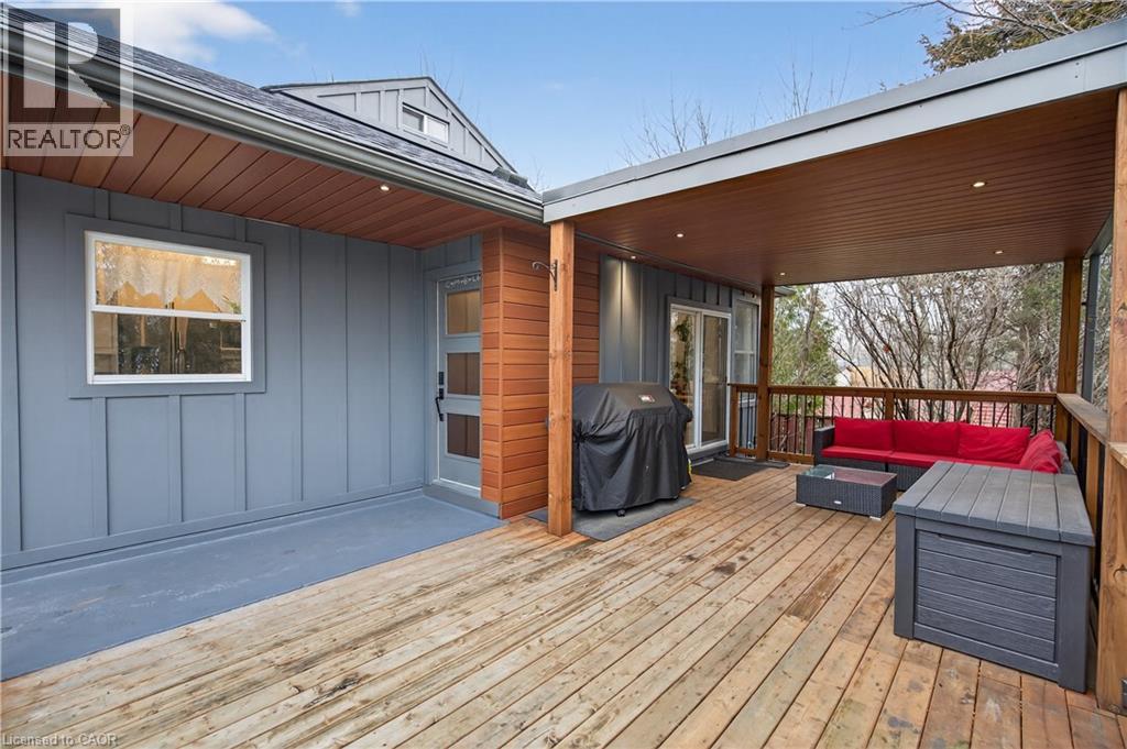 486 East 38th Street, Hamilton, Ontario  L8V 4G8 - Photo 3 - 40798916