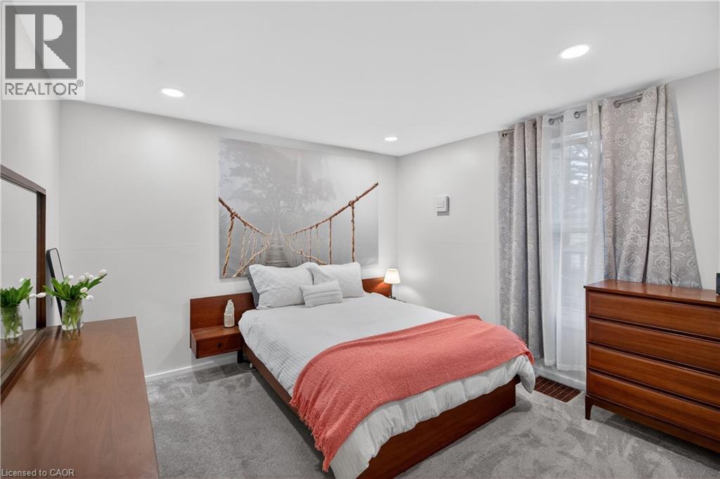 486 East 38th Street, Hamilton, Ontario  L8V 4G8 - Photo 28 - 40798916