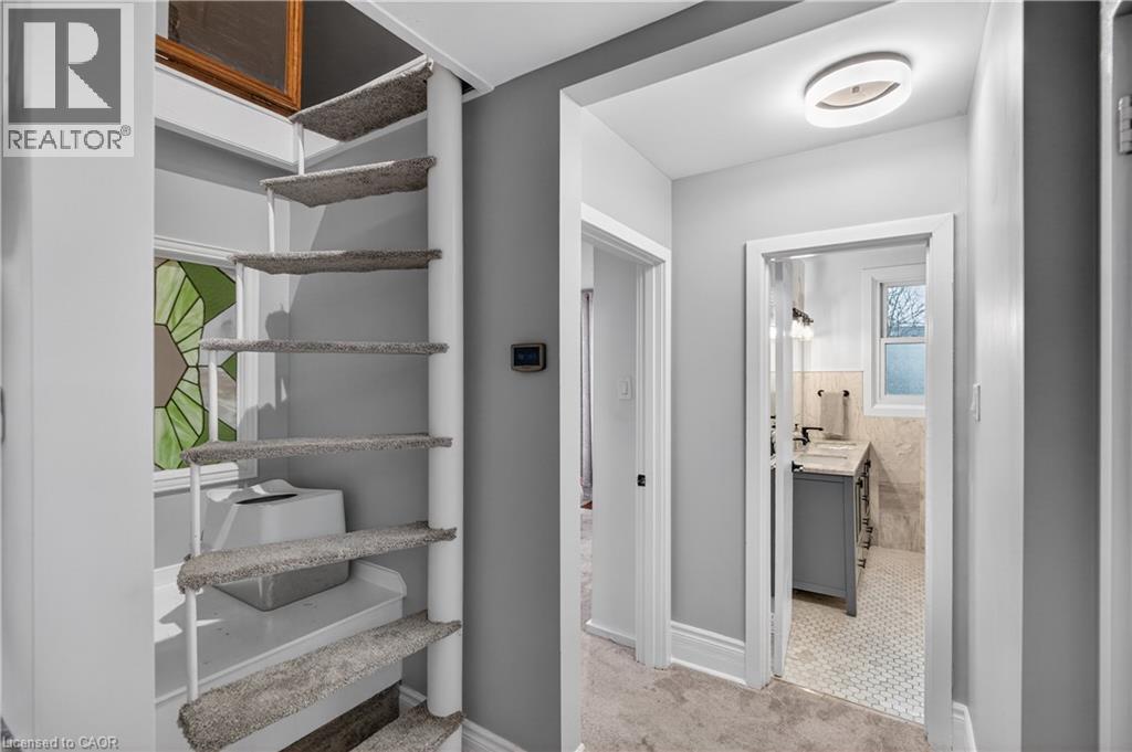 486 East 38th Street, Hamilton, Ontario  L8V 4G8 - Photo 23 - 40798916