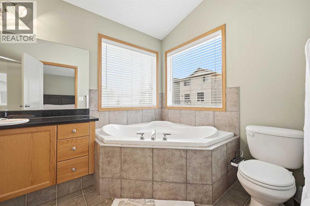 52 Panatella Gate, Calgary, Alberta  T3K 6C7 - Photo 27 - A2275646