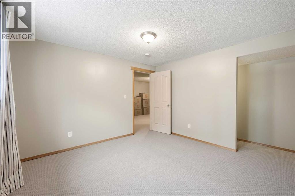 52 Panatella Gate, Calgary, Alberta  T3K 6C7 - Photo 43 - A2275646