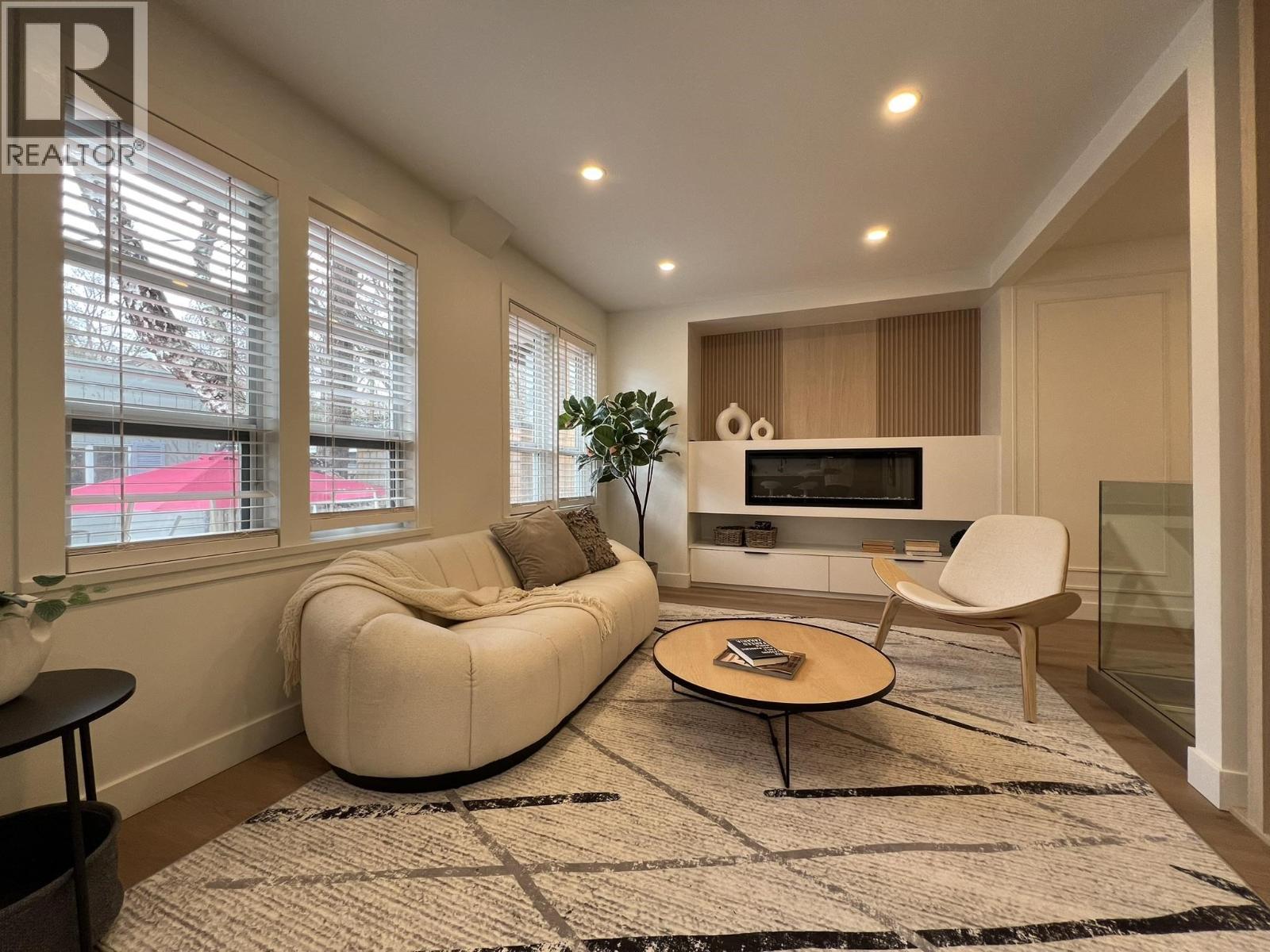 3534 W 17TH AVENUE, Vancouver, British Columbia