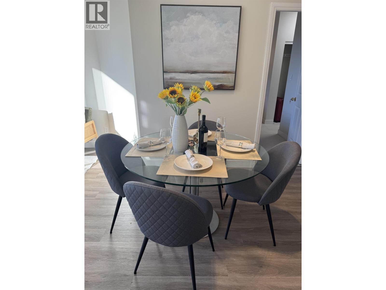 407 6837 Station Hill Drive, Burnaby, British Columbia  V3N 5B7 - Photo 7 - R3077977