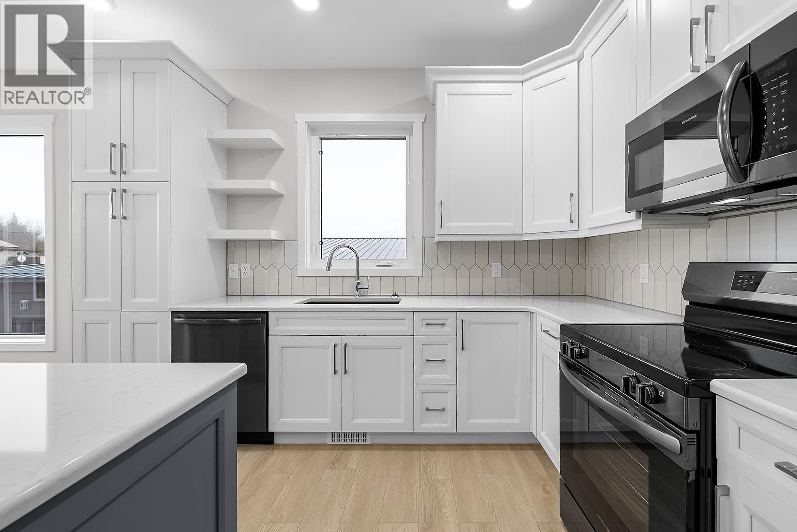 712 Mountain View Crescent, Creston, British Columbia  V0B 1G5 - Photo 5 - 10371859