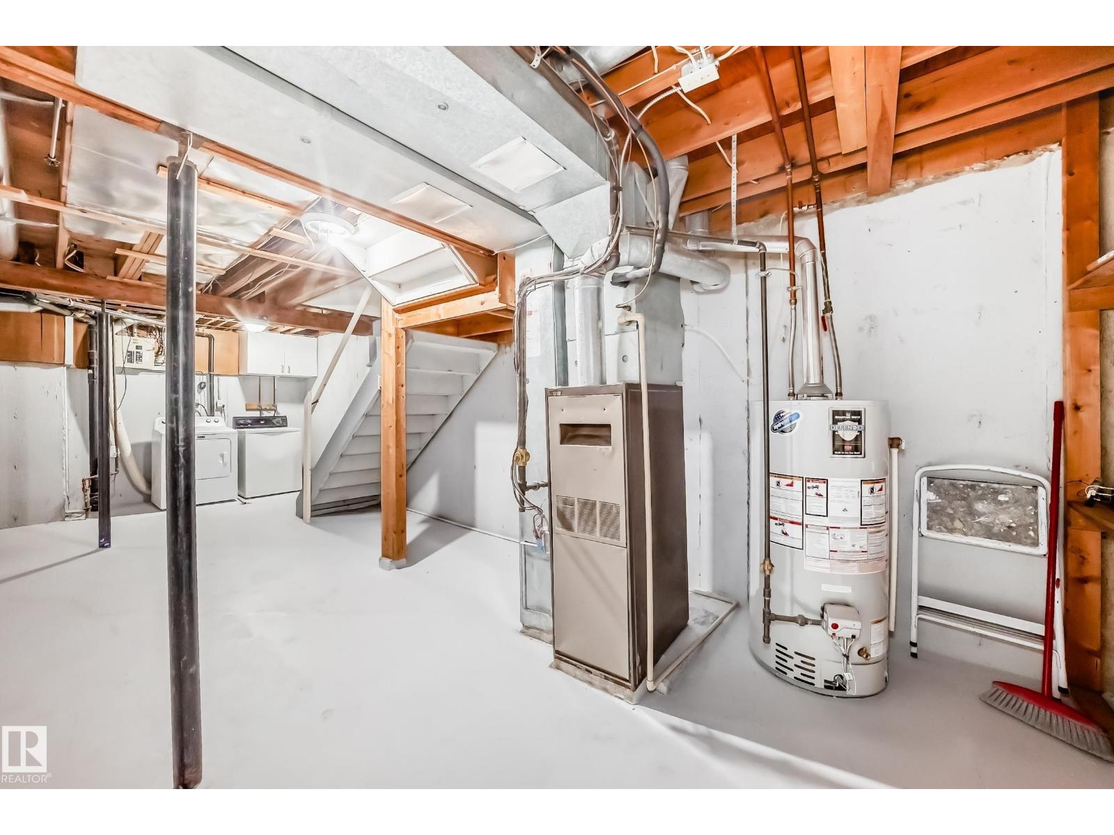 1189 Hooke Rd Nw, Edmonton, Alberta  T5A 4A5 - Photo 35 - E4470205