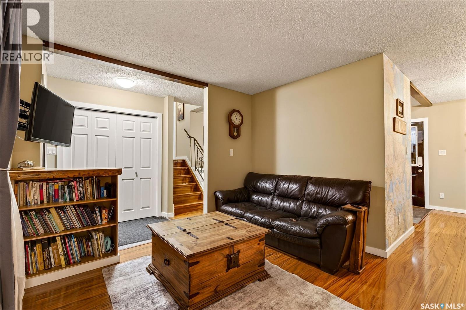 1397 Lacroix Crescent, Prince Albert, Saskatchewan  S6V 6R3 - Photo 12 - SK026727