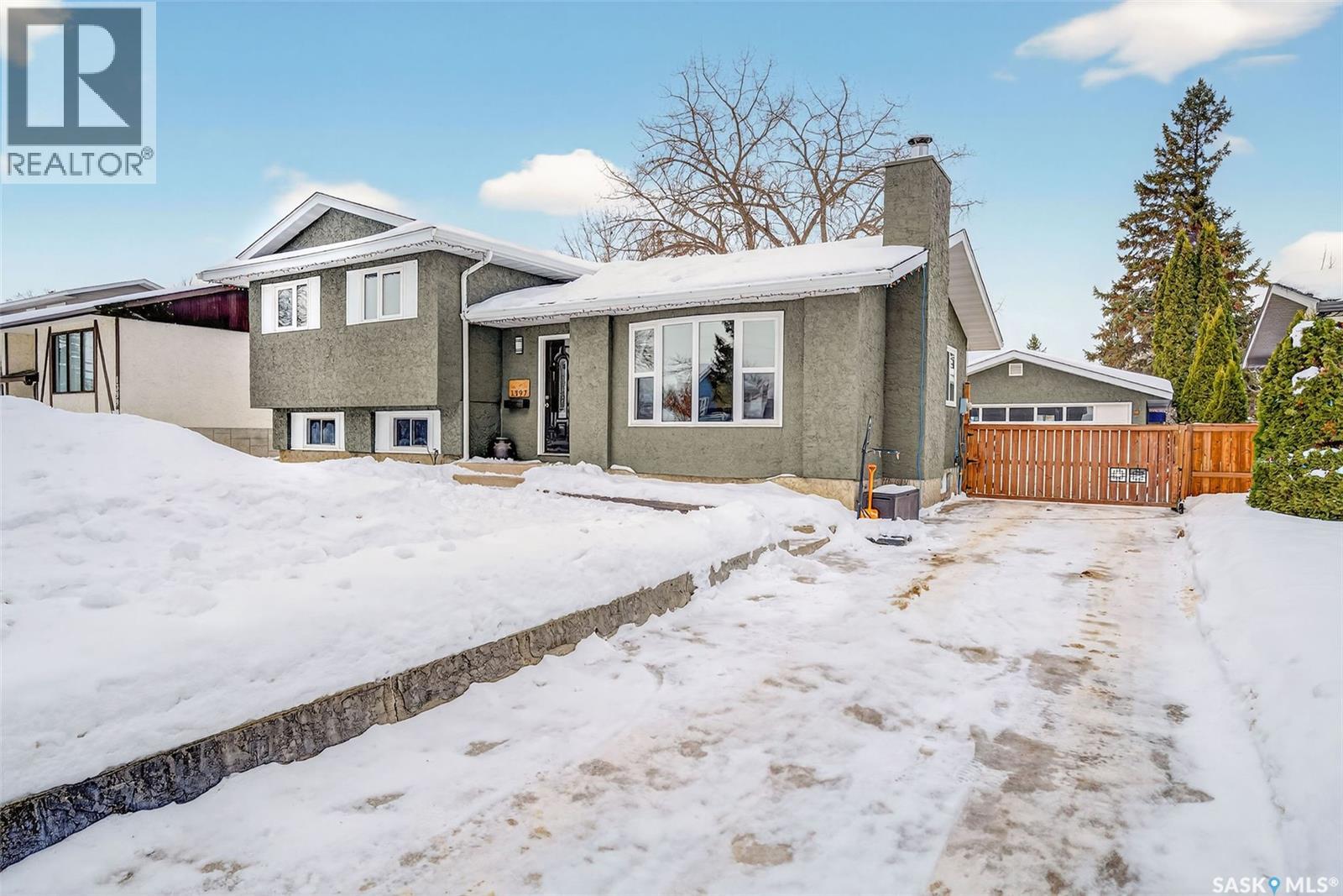 1397 Lacroix Crescent, Prince Albert, Saskatchewan  S6V 6R3 - Photo 3 - SK026727