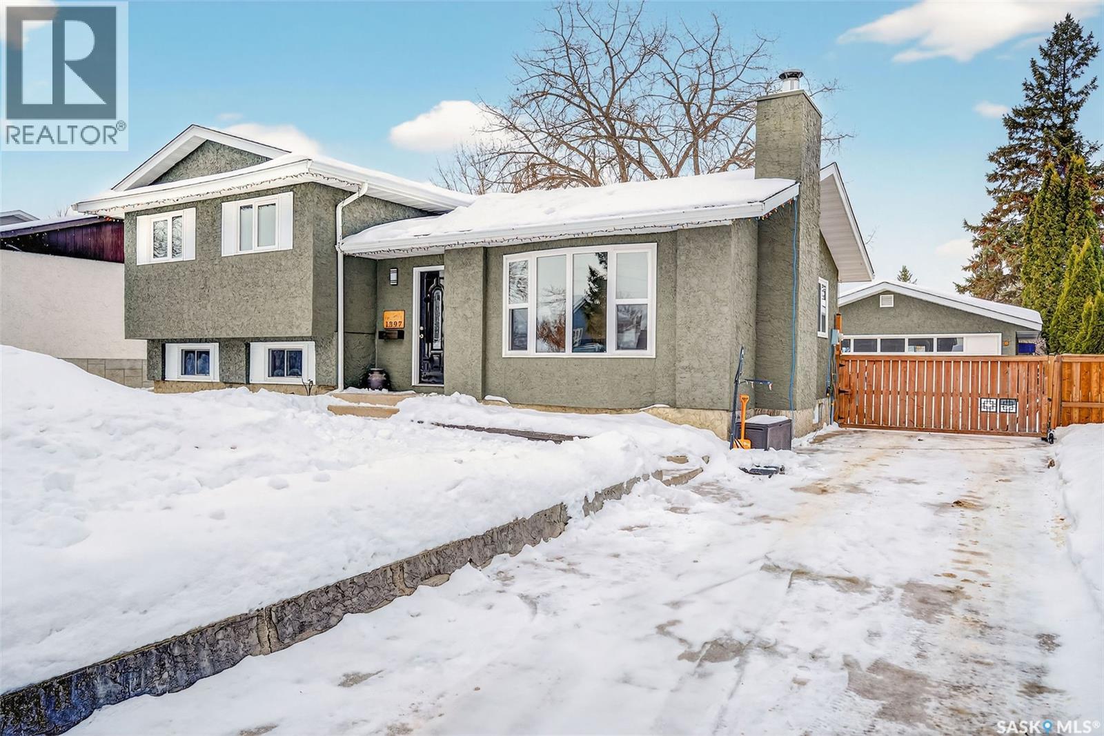 1397 Lacroix Crescent, Prince Albert, Saskatchewan  S6V 6R3 - Photo 4 - SK026727