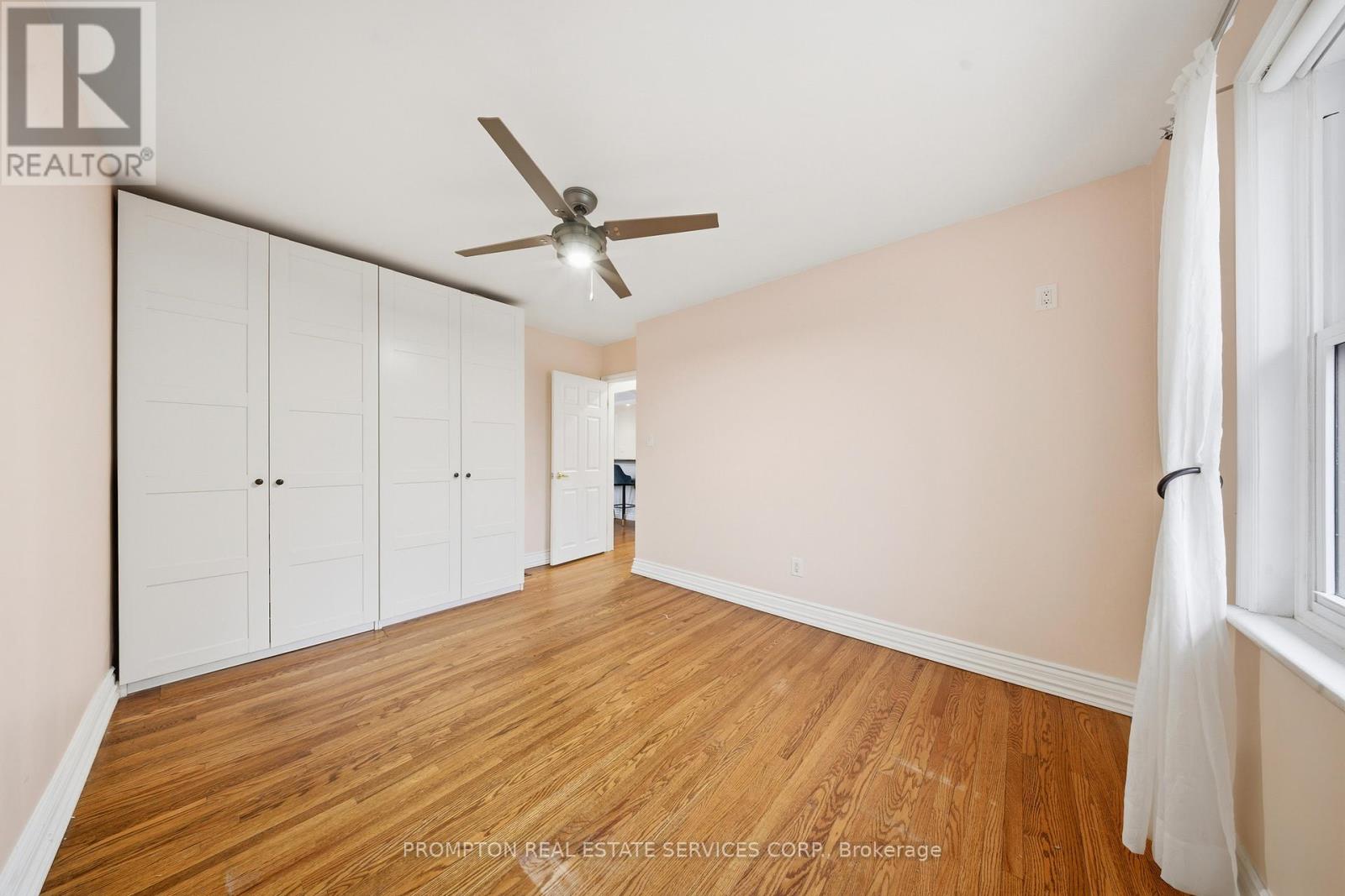 16 Fernwood Crescent, Hamilton, Ontario  L8T 3L1 - Photo 11 - X12701550