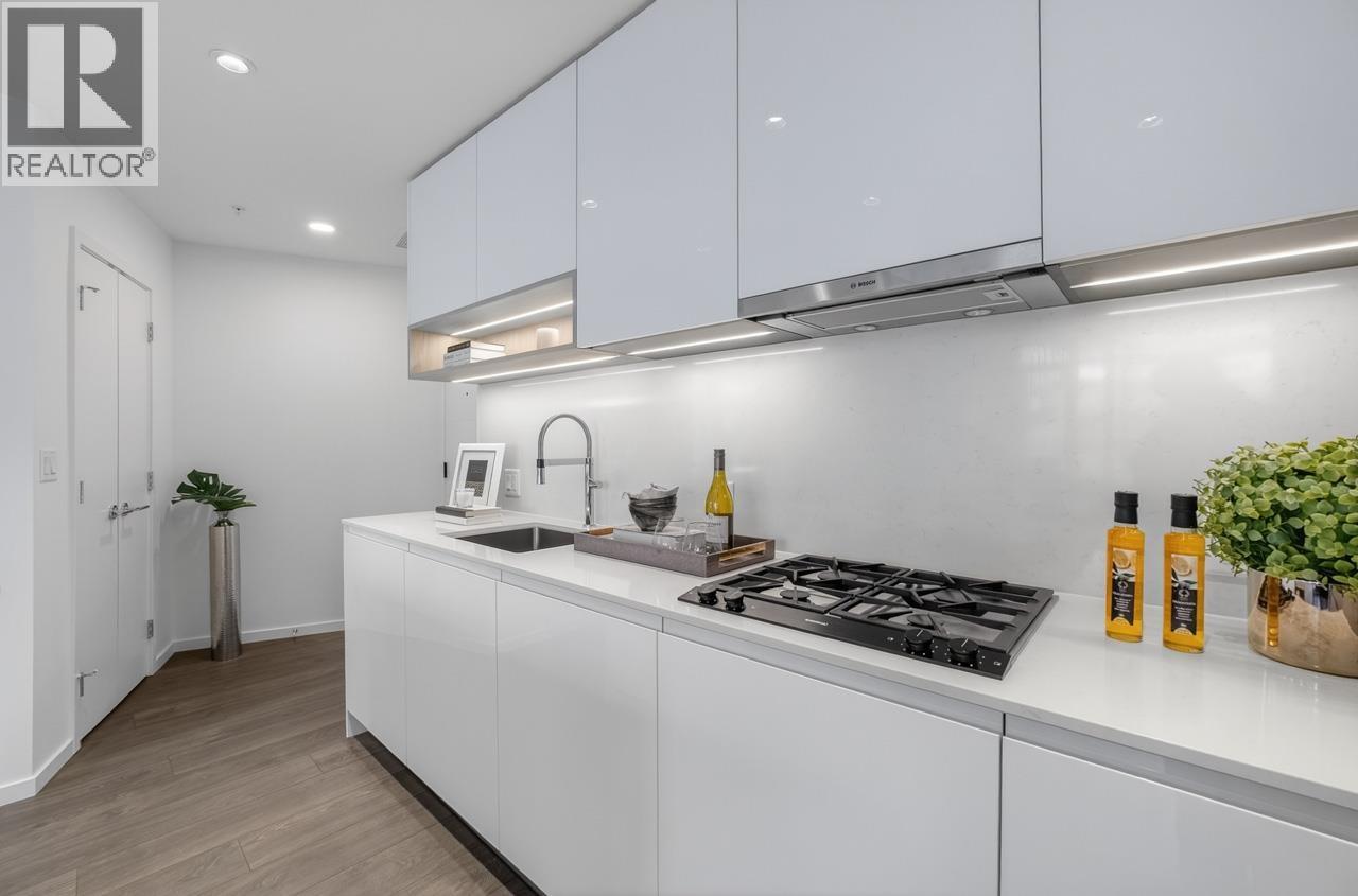 907 6500 Minoru Boulevard, Richmond, British Columbia  V6Y 0N2 - Photo 13 - R3073728