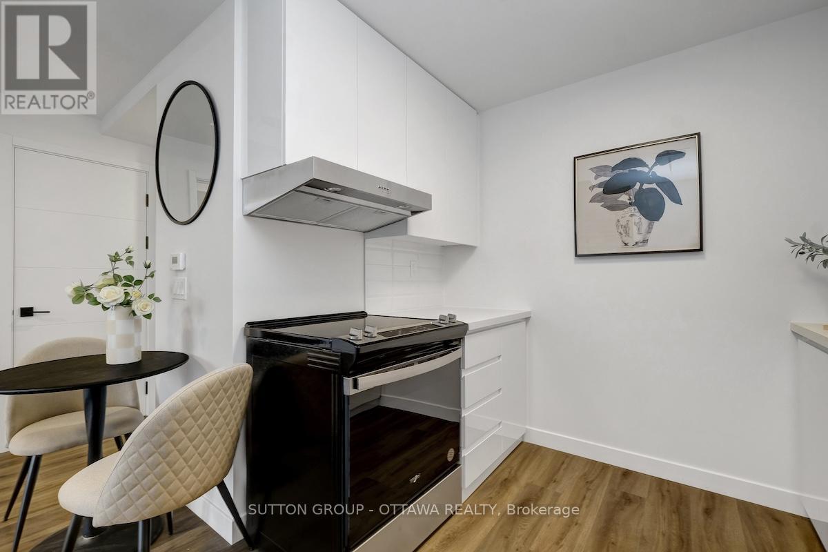 507 - 399 Winston Avenue, Ottawa, Ontario  K2A 1Y8 - Photo 12 - X12701590