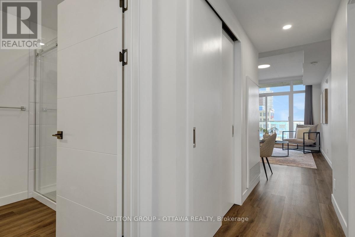 507 - 399 Winston Avenue, Ottawa, Ontario  K2A 1Y8 - Photo 9 - X12701590