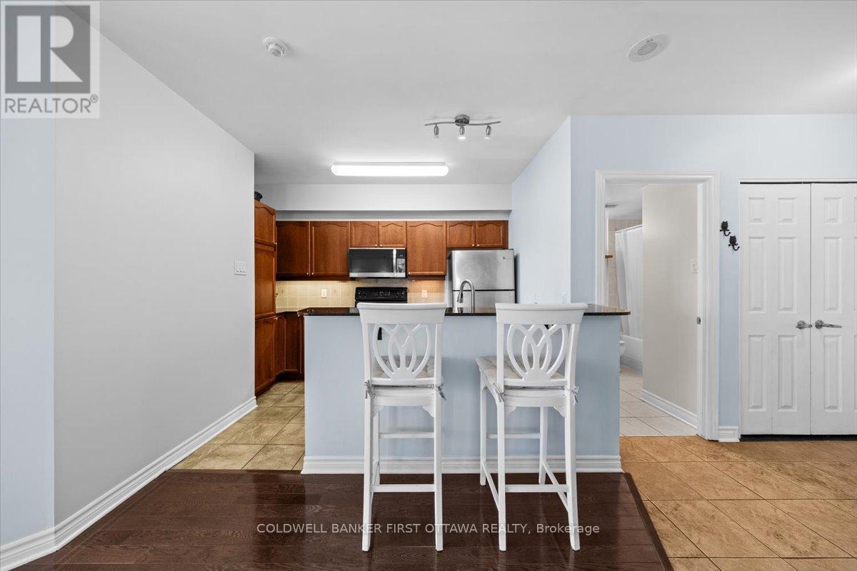 1401 - 445 Laurier Avenue W, Ottawa, Ontario  K1R 0A2 - Photo 15 - X12701622