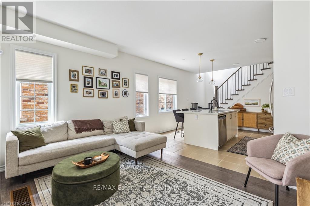 31 - 54 Nisbet Boulevard, Hamilton, Ontario  L8B 0Y3 - Photo 6 - X12701608